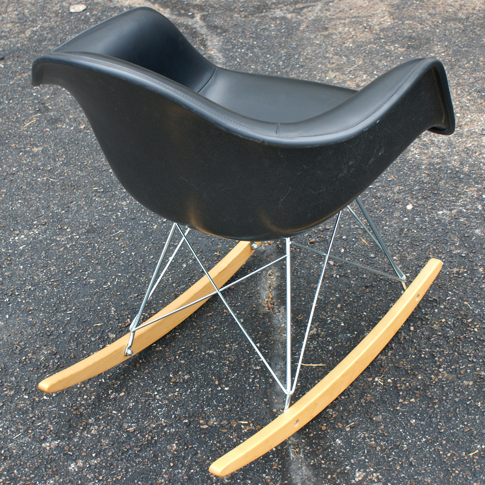 开云（中国） - 坐具|摇椅|办公家具|设计师家具|伊姆斯摇椅（豪华版）